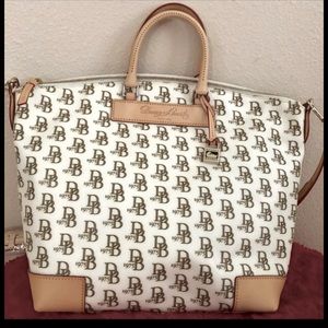 NWT| 1975 Dooney Vanessa Shopper